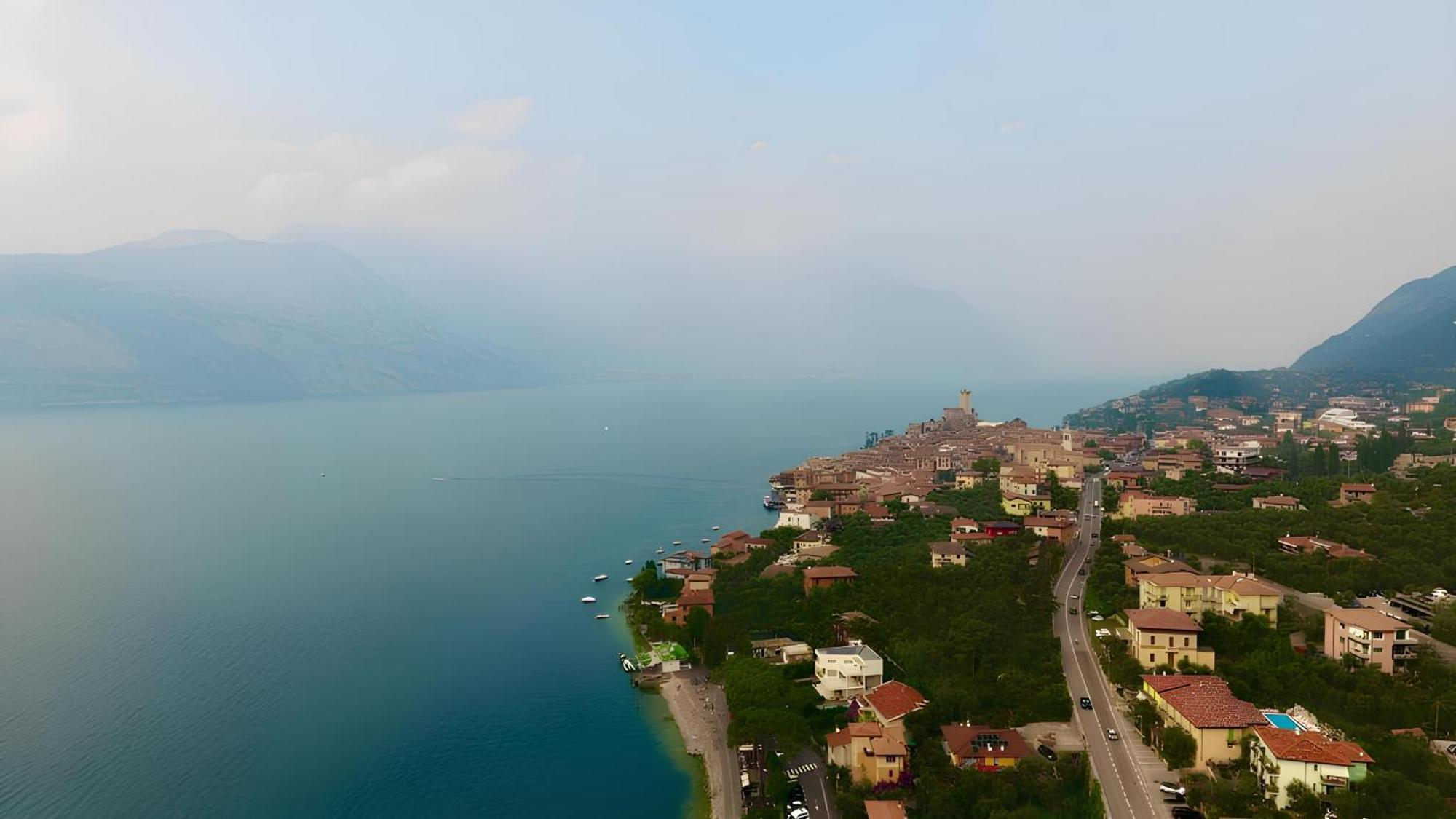 Appartamento Perla Del Lago - Enchanting Lake View Malcesine Eksteriør bilde